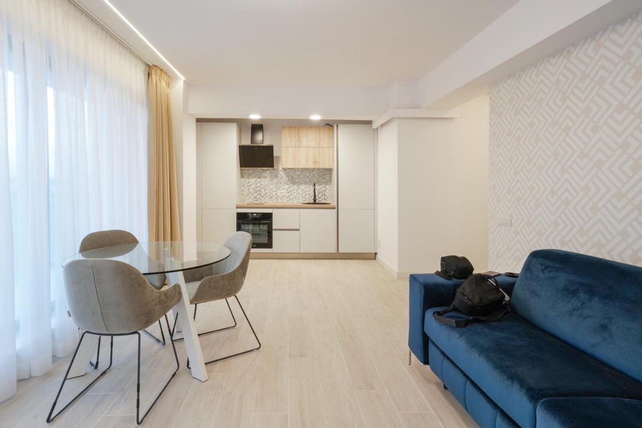 Bel Air Apartments Mamaia Nord 外观 照片